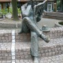 Herten_Lesender_01